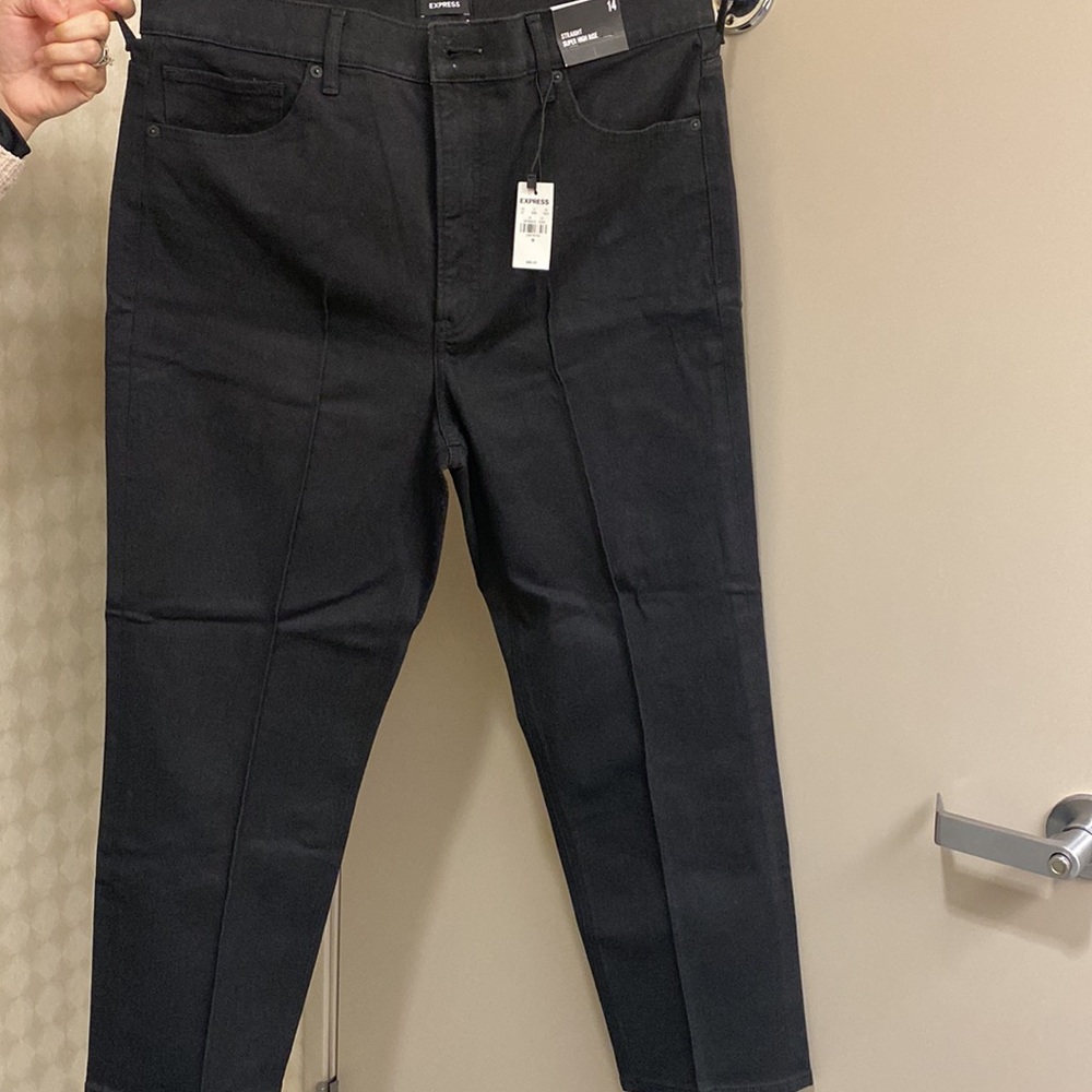 Express Straight Super High Rise